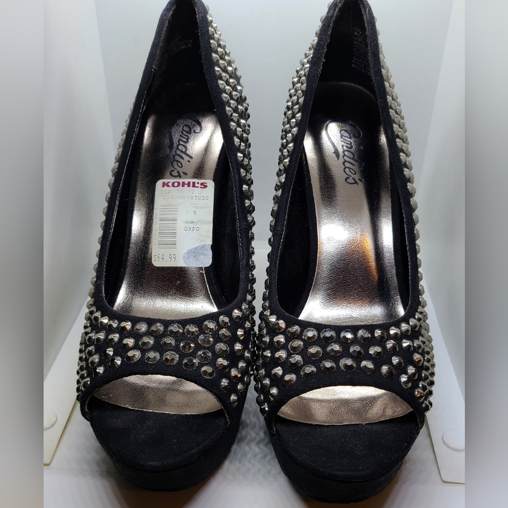 Designer Shoes, Black peek a boo toe high hrels 7.5 preowned